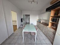 Eladó panellakás, Debrecenben 62.9 M Ft, 3 szobás