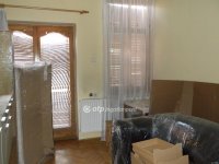 Eladó családi ház, Gyöngyösön 39.9 M Ft, 1 szobás