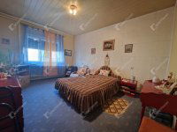 Eladó családi ház, Komáromban 48 M Ft, 3 szobás