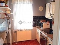 Eladó családi ház, Vecsésen 148 M Ft, 3 szobás
