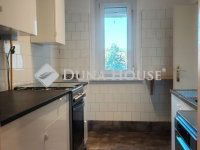 Eladó téglalakás, Kecskeméten 54 M Ft, 3 szobás