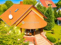 Eladó családi ház, Balatonkenesén 75 M Ft, 2 szobás