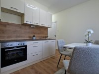 Eladó panellakás, Debrecenben, Böszörményi úton 71.8 M Ft