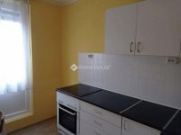 Eladó panellakás, Szentlőrincen 36.5 M Ft, 3 szobás