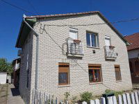 Eladó téglalakás, Cegléden 55.9 M Ft, 3 szobás