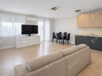 Eladó téglalakás, Szegeden 84.99 M Ft, 4 szobás