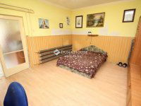 Eladó családi ház, Kecskeméten 26.9 M Ft, 2 szobás