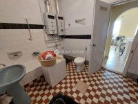 Eladó családi ház, III. kerületben 230 M Ft, 5 szobás