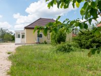 Eladó családi ház, Velencén 79.7 M Ft, 2 szobás