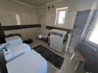 Eladó családi ház, Cegléden 194.9 M Ft, 4 szobás