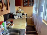 Eladó családi ház, Pécsett 32.3 M Ft, 2 szobás