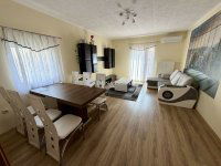 Kiadó panellakás, albérlet, Pécsett 180 E Ft / hó, 2 szobás