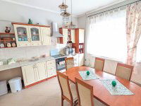 Eladó családi ház, Balatonkenesén 99.8 M Ft, 5 szobás