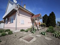 Eladó családi ház, Röszkén 89.7 M Ft, 3 szobás