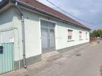 Eladó családi ház, Izsákon 52.2 M Ft, 3 szobás