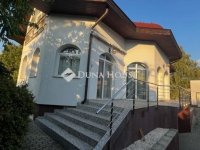 Eladó családi ház, XVIII. kerületben 174 M Ft, 6 szobás
