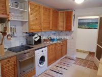 Eladó családi ház, Szentendrén 339 M Ft, 10 szobás