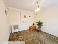 Eladó családi ház, Szegeden 24.9 M Ft, 2 szobás