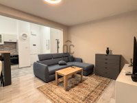 Kiadó téglalakás, albérlet