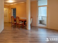 Eladó téglalakás, Orosházán 37 M Ft, 3 szobás