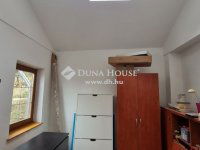 Eladó családi ház, III. kerületben 269.99 M Ft, 4 szobás
