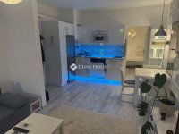 Kiadó téglalakás, albérlet