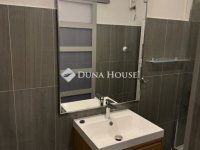 Eladó téglalakás, Pécsett 59.9 M Ft, 2 szobás