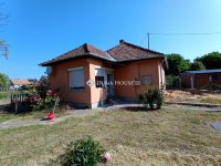 Eladó családi ház, Tápiószentmártonon 26.9 M Ft, 3 szobás