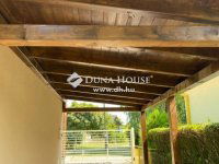 Eladó családi ház, Mohácson 100 M Ft, 5 szobás