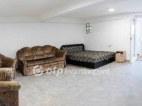 Eladó családi ház, Kiskunfélegyházán 19.9 M Ft, 1 szobás