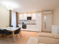 Eladó téglalakás, Balatonkenesén 75 M Ft, 2 szobás