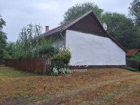 Eladó nyaraló, Csemőn 41.6 M Ft, 3 szobás / költözzbe.hu