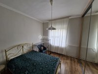 Eladó családi ház, Tatán 99 M Ft, 4 szobás