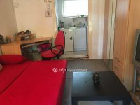Eladó téglalakás, Pécsett 25 M Ft, 1 szobás