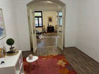 Eladó téglalakás, Pécsett 88.8 M Ft, 3 szobás