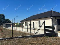 Eladó családi ház, Inárcson 135 M Ft, 5 szobás