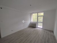 Eladó téglalakás, Tatabányán, Komáromi utcában 32.99 M Ft