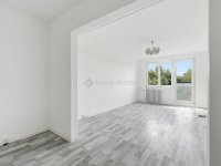 Eladó panellakás, Tatabányán, Sánc utcában 35.9 M Ft, 2 szobás