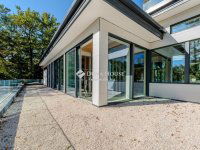 Eladó nyaraló, Pilisszentkereszten 685.8 M Ft, 6 szobás