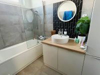 Eladó családi ház, Székesfehérvárott 199.99 M Ft, 5 szobás