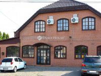 Eladó üzlethelyiség, Cegléden 159 M Ft, 1 szobás