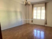 Eladó téglalakás, Szombathelyen 38 M Ft, 2 szobás