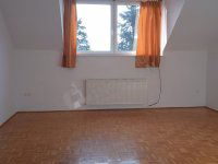 Kiadó téglalakás, albérlet