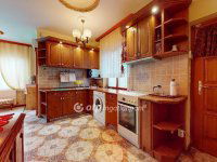 Eladó családi ház, Nyíregyházán 95 M Ft, 3+1 szobás