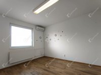 Kiadó iroda, Szegeden 29 E Ft / hó, 1 szobás