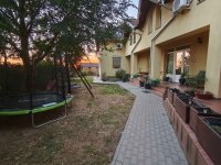 Eladó téglalakás, Mikepércsen 83 M Ft, 4 szobás