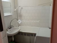 Eladó panellakás, Szegeden 48 M Ft, 2 szobás