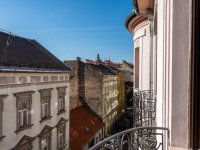 Eladó téglalakás, VI. kerületben 185 M Ft, 4 szobás