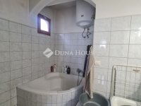 Eladó családi ház, XX. kerületben 201.9 M Ft, 7 szobás