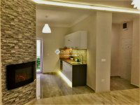 Eladó téglalakás, Pécsett 75 M Ft, 4 szobás